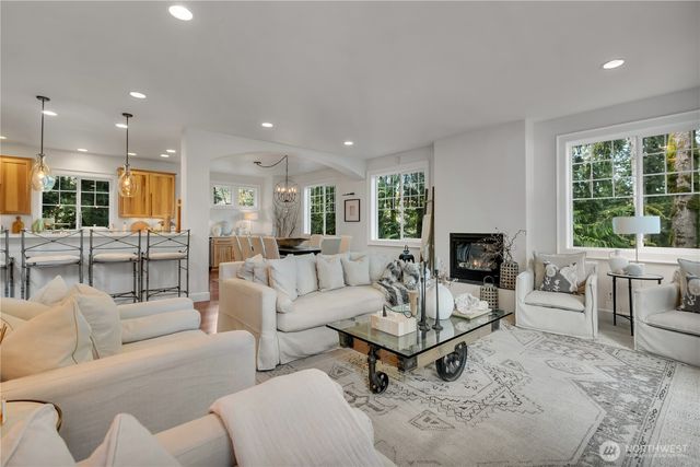 11645 11645 Sunray Lane SE, Olalla, WA 98359