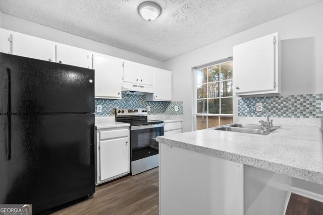 6155 Pointer Way, Douglasville, GA 30135