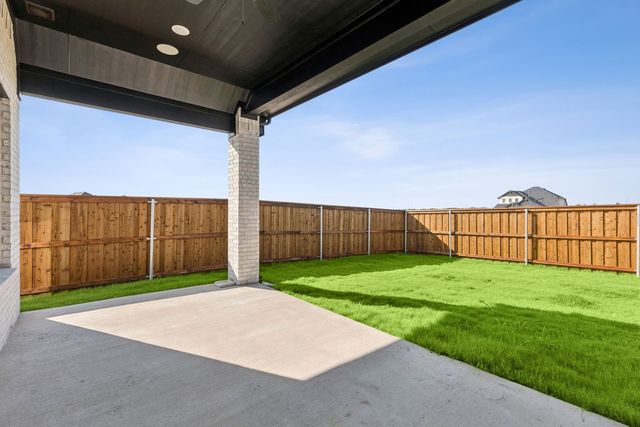 9332 Crimson Sweet Drive, Mesquite, TX 75126