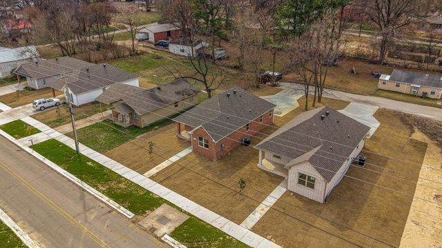 620 N 4th Street, Paragould, AR 72450