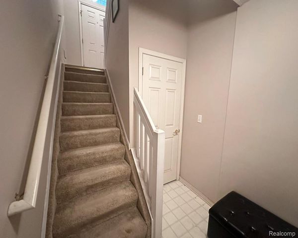 7 GEORGETOWN, Dearborn, MI 48126