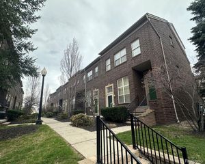 7 GEORGETOWN, Dearborn, MI 48126