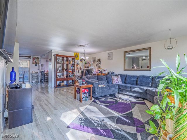 3363 Pavlo Street, Las Vegas, NV 89121