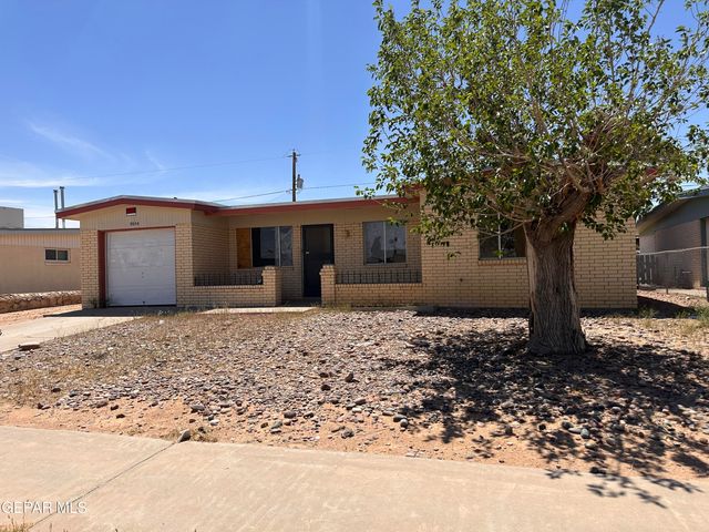 5604 SARAH ANNE Avenue, El Paso, TX 79924