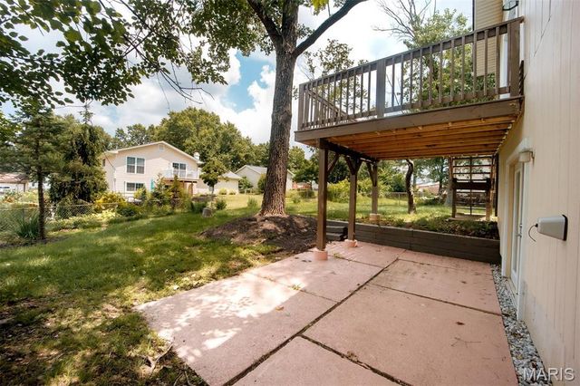 367 Napoli Court, Ballwin, MO 63021