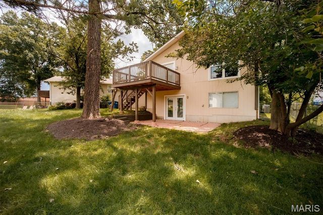 367 Napoli Court, Ballwin, MO 63021