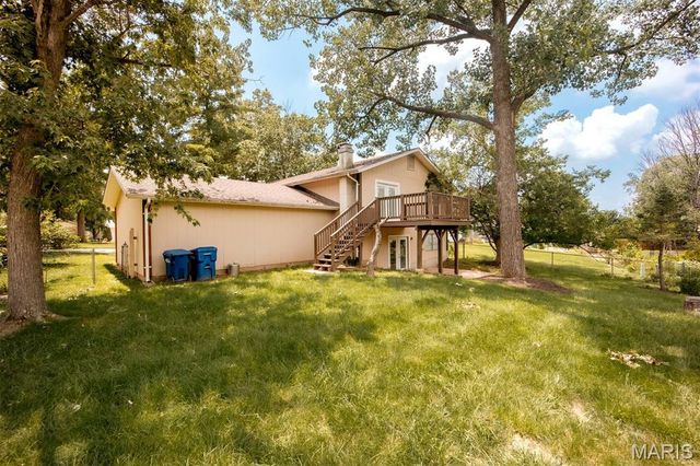 367 Napoli Court, Ballwin, MO 63021