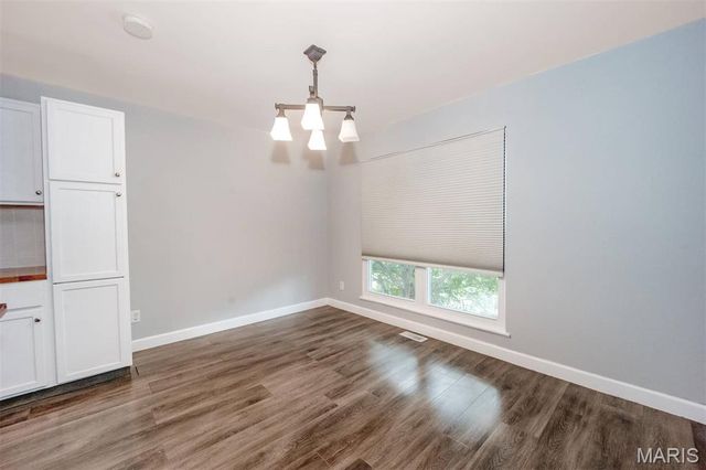 367 Napoli Court, Ballwin, MO 63021