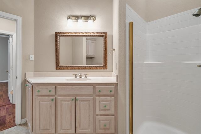 201 Bluebonnet Lane, Waxahachie, TX 75165