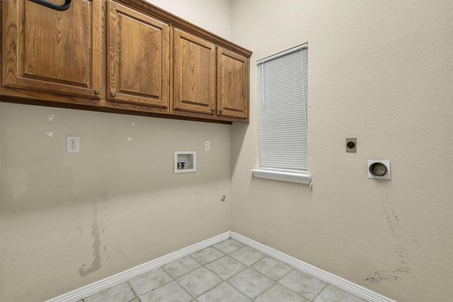 201 Bluebonnet Lane, Waxahachie, TX 75165