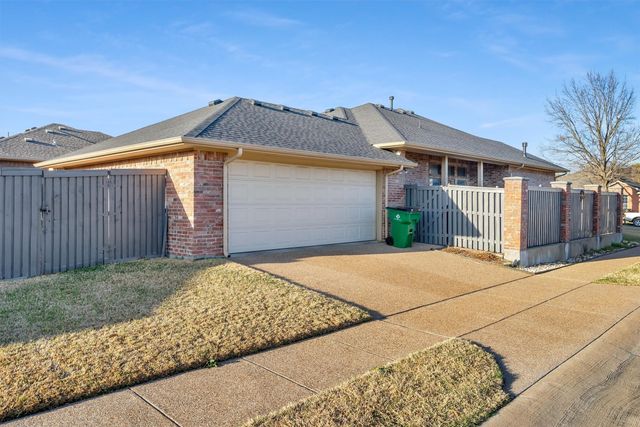 201 Bluebonnet Lane, Waxahachie, TX 75165