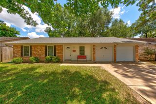 7115 Drowsy Pine Drive, Houston, TX 77092