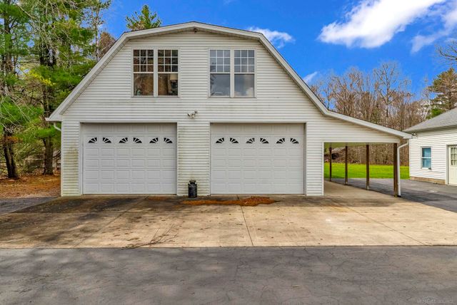 2828 Lakeshore Road, Sanilac Twp, MI 48401