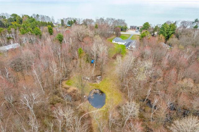 2828 Lakeshore Road, Sanilac Twp, MI 48401