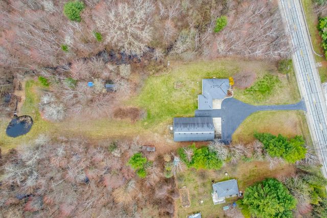 2828 Lakeshore Road, Sanilac Twp, MI 48401