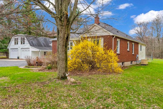 2828 Lakeshore Road, Sanilac Twp, MI 48401