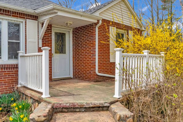 2828 Lakeshore Road, Sanilac Twp, MI 48401