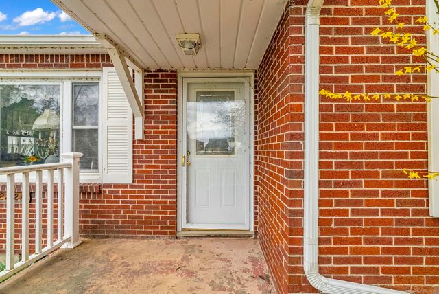 2828 Lakeshore Road, Sanilac Twp, MI 48401