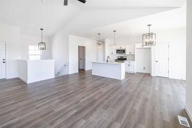 407 Ridge Court, Orfordville, WI 53576