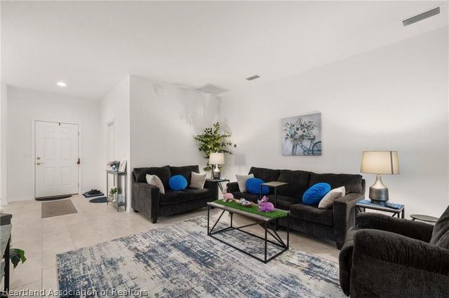 648 W Carmichael Street, Avon Park, FL 33825