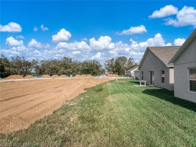 648 W Carmichael Street, Avon Park, FL 33825