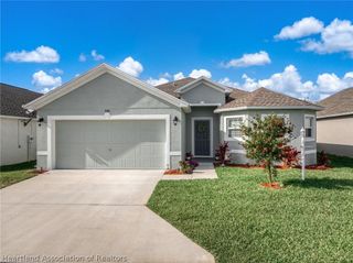 648 W Carmichael Street, Avon Park, FL 33825