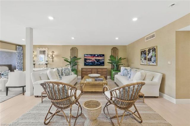 102 Wilderness WAY # A343, Naples, FL 34105