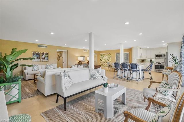 102 Wilderness WAY # A343, Naples, FL 34105