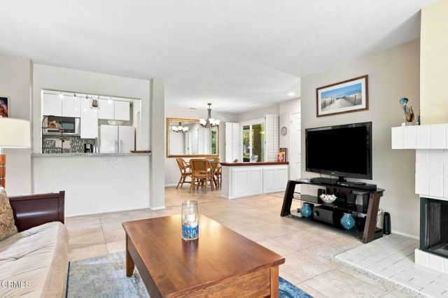 2253 Martinique Lane, Oxnard, CA 93035