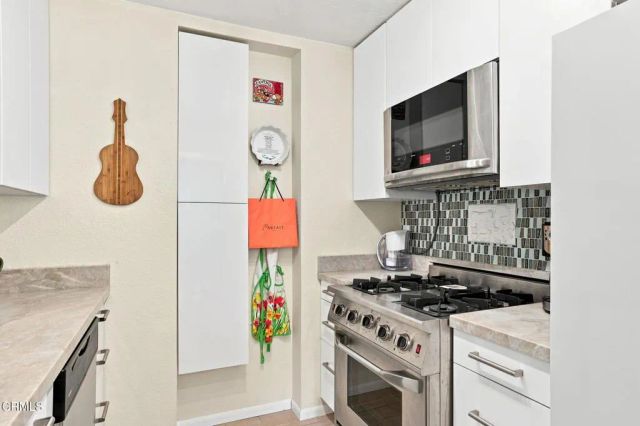 2253 Martinique Lane, Oxnard, CA 93035