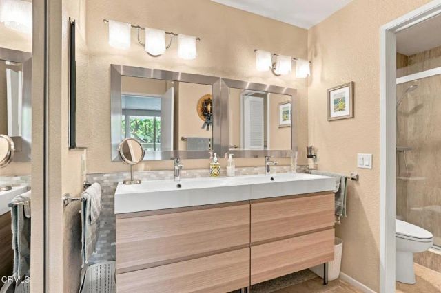 2253 Martinique Lane, Oxnard, CA 93035