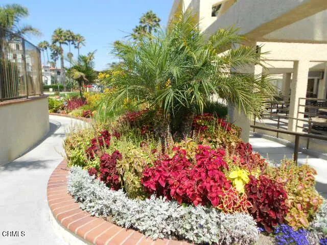 2253 Martinique Lane, Oxnard, CA 93035
