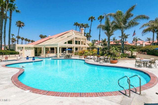 2253 Martinique Lane, Oxnard, CA 93035