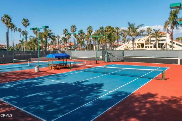 2253 Martinique Lane, Oxnard, CA 93035