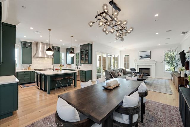 2517 Elm Avenue, Manhattan Beach, CA 90266