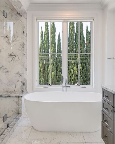 2517 Elm Avenue, Manhattan Beach, CA 90266