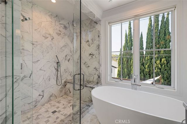 2517 Elm Avenue, Manhattan Beach, CA 90266