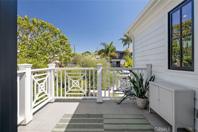 2517 Elm Avenue, Manhattan Beach, CA 90266