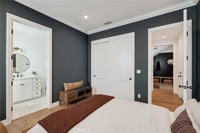 2517 Elm Avenue, Manhattan Beach, CA 90266