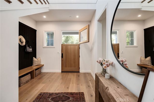 2517 Elm Avenue, Manhattan Beach, CA 90266