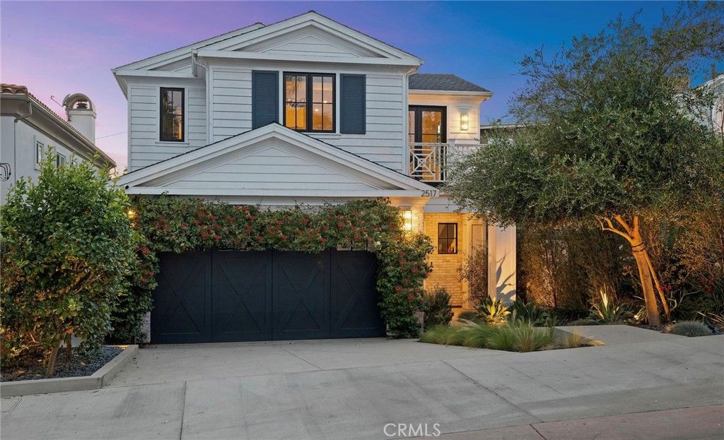 2517 Elm Avenue, Manhattan Beach, CA 90266