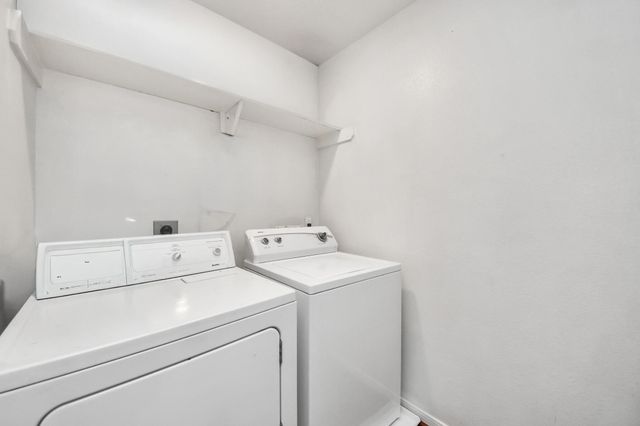 5718 Skydale Lane, Richmond, TX 77469