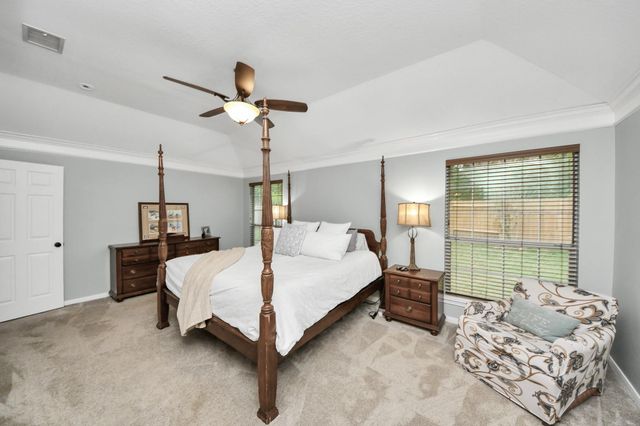 5718 Skydale Lane, Richmond, TX 77469