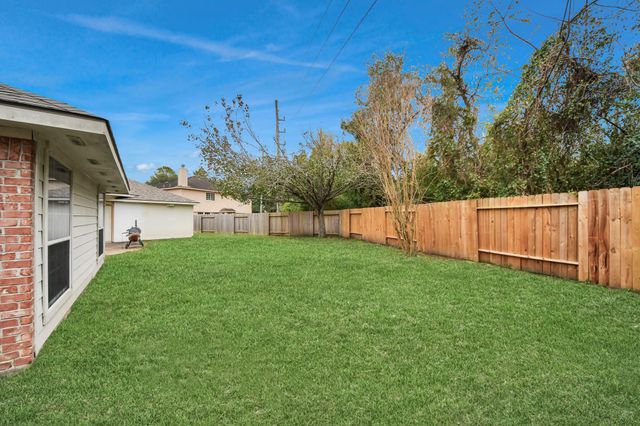 5718 Skydale Lane, Richmond, TX 77469