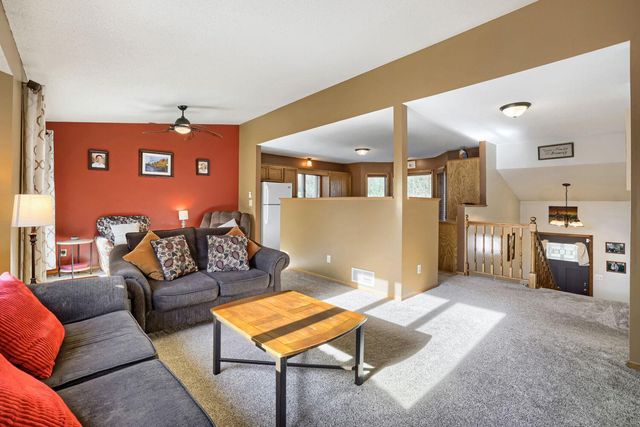 39119 Riverside Court, North Branch, MN 55056