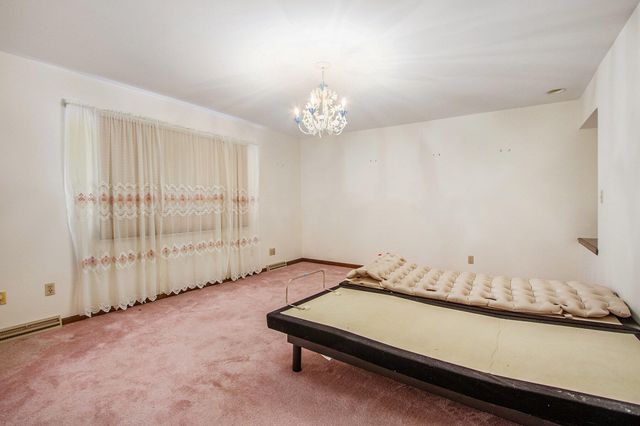 2091 Hidden Valley Drive, Crown Point, IN 46307