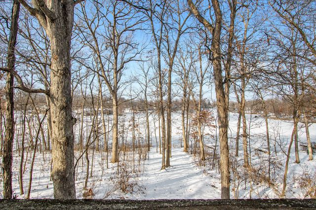 2091 Hidden Valley Drive, Crown Point, IN 46307