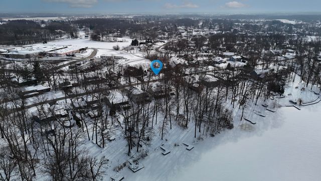 2091 Hidden Valley Drive, Crown Point, IN 46307