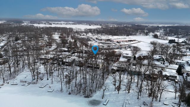 2091 Hidden Valley Drive, Crown Point, IN 46307