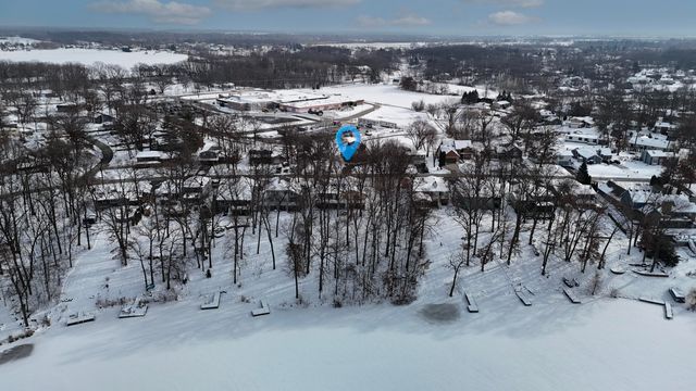 2091 Hidden Valley Drive, Crown Point, IN 46307